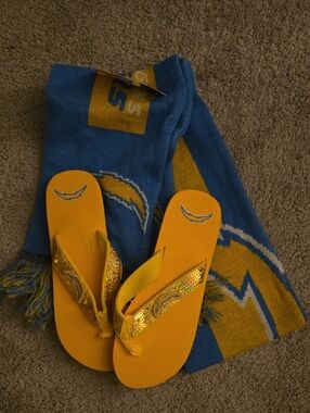 Chargers Logo Flip Flops with Blue & Gold Team Scarf - Men, Bundle Of 2 Item